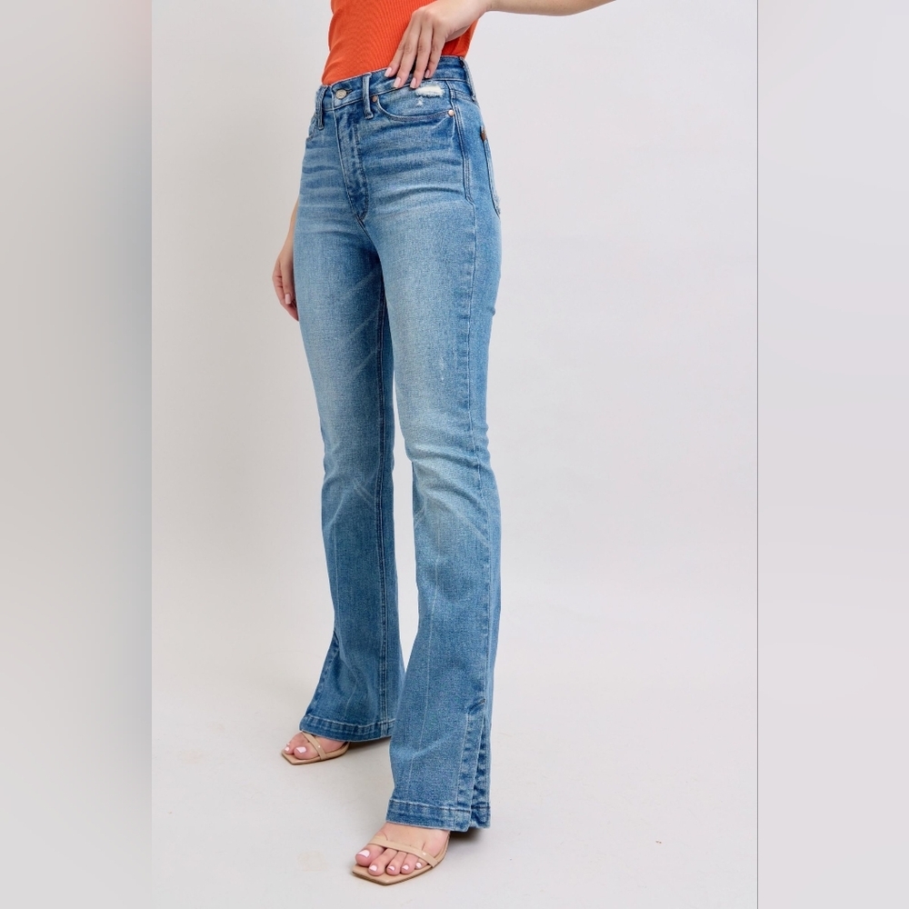 Judy Blue Light Wash Boot Cut Jeans
